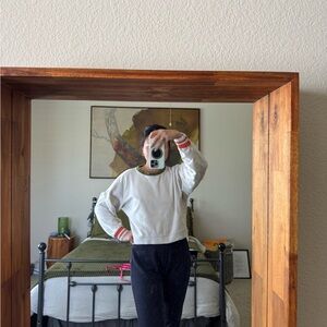 State the label sweater